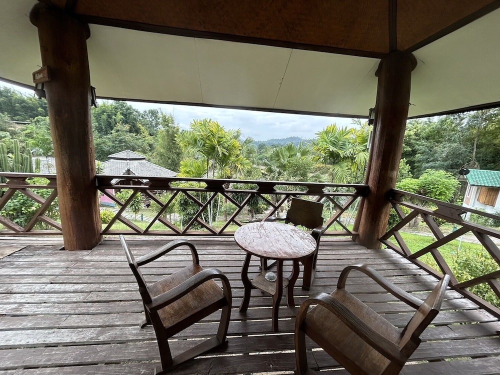 Pai Love & Baan Chon Phao Resort 21/35