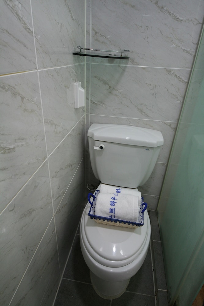 غرفة مفردة بسرير فردي، Hostel Chloe 10/10