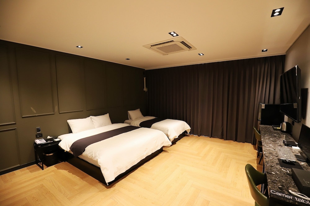 Dongducheon Hotel The Gray 10/29