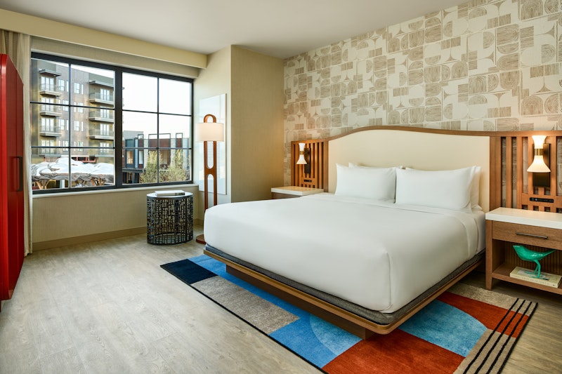 Lively Hotel on OAK Oklahoma City, Tapestry by Hilton 8/43
