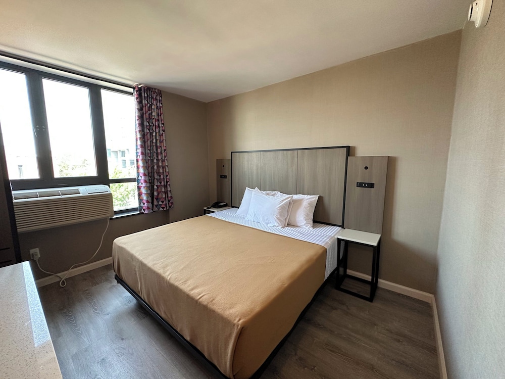 STANDARD, SINGLE, KING BED