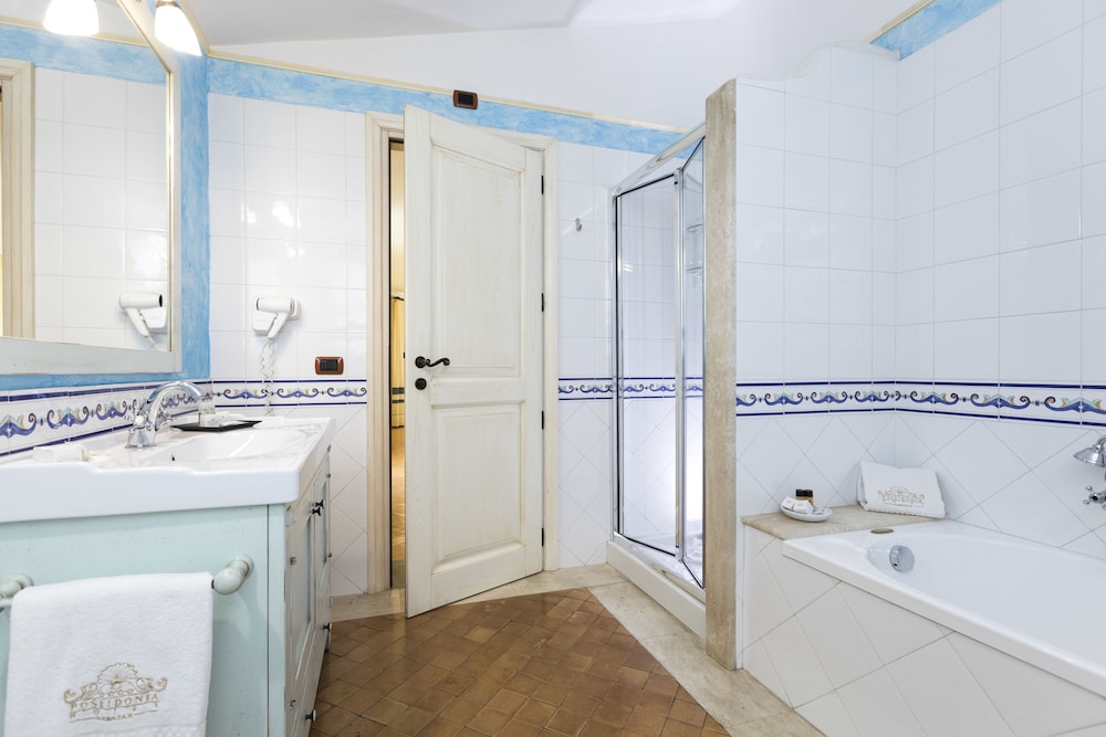 Poseidonia Hotel 64/66