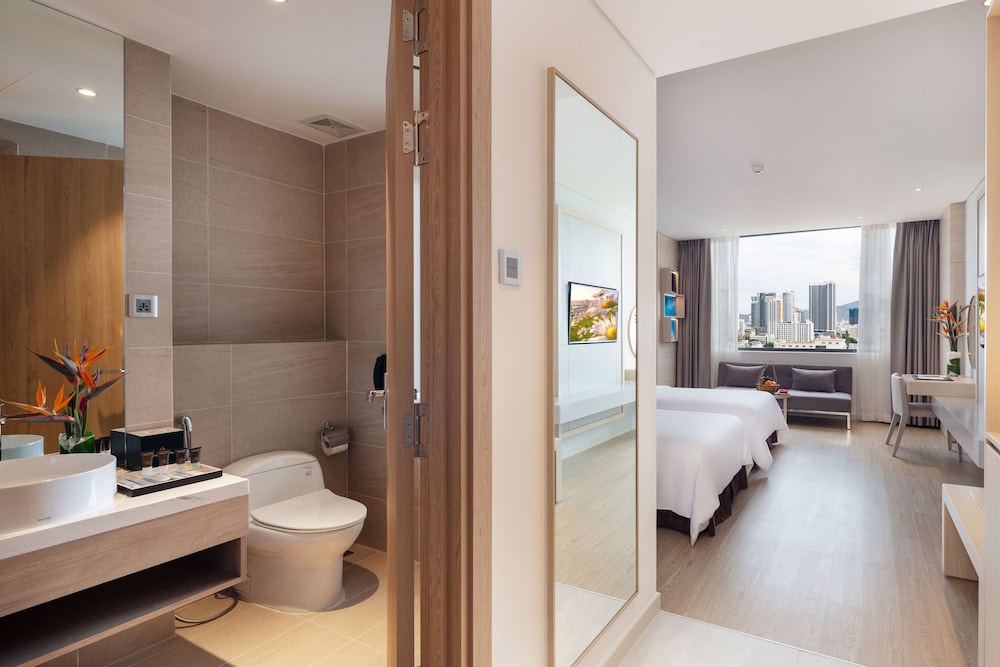 غرفة ديلوكس بسريرين منفصلين بإطلالة على المدينة، DQua Hotel and Apartment 4/5