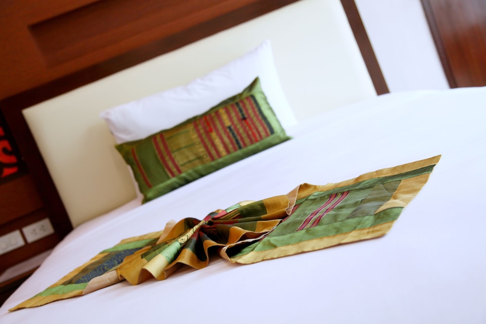 Chivatara Resort And Bangtao Beach Resort Phuket 53/66