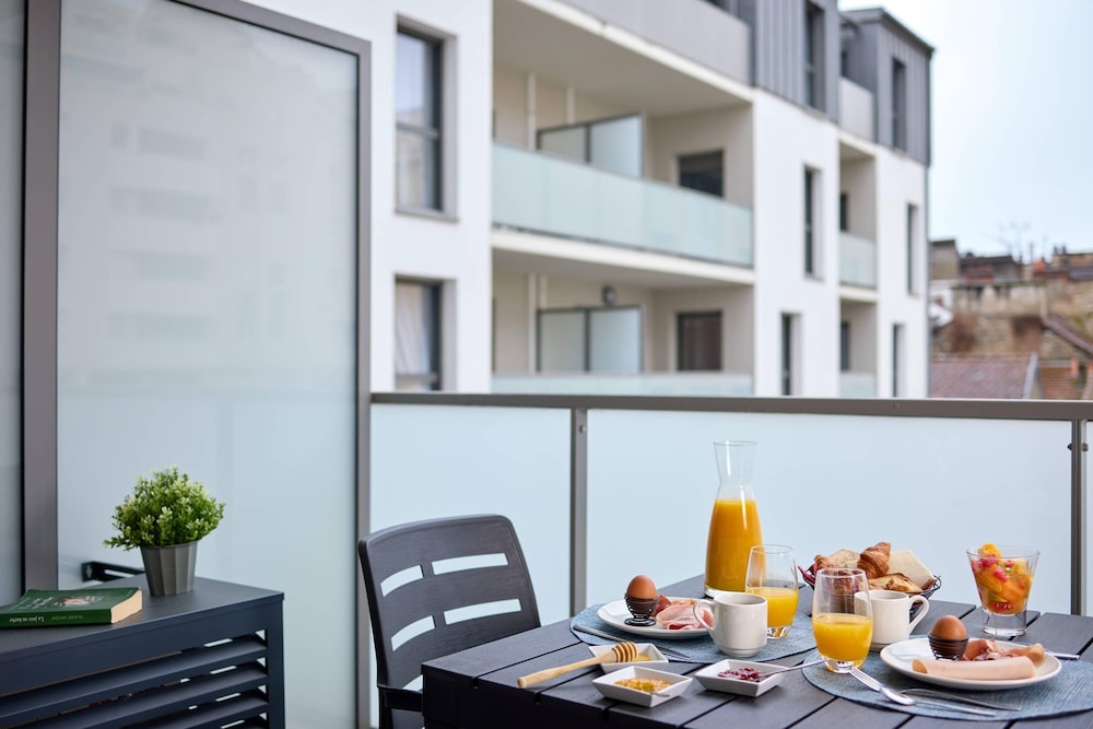 Quality Aparthotel Pau Porte des Pyrenees 33/41