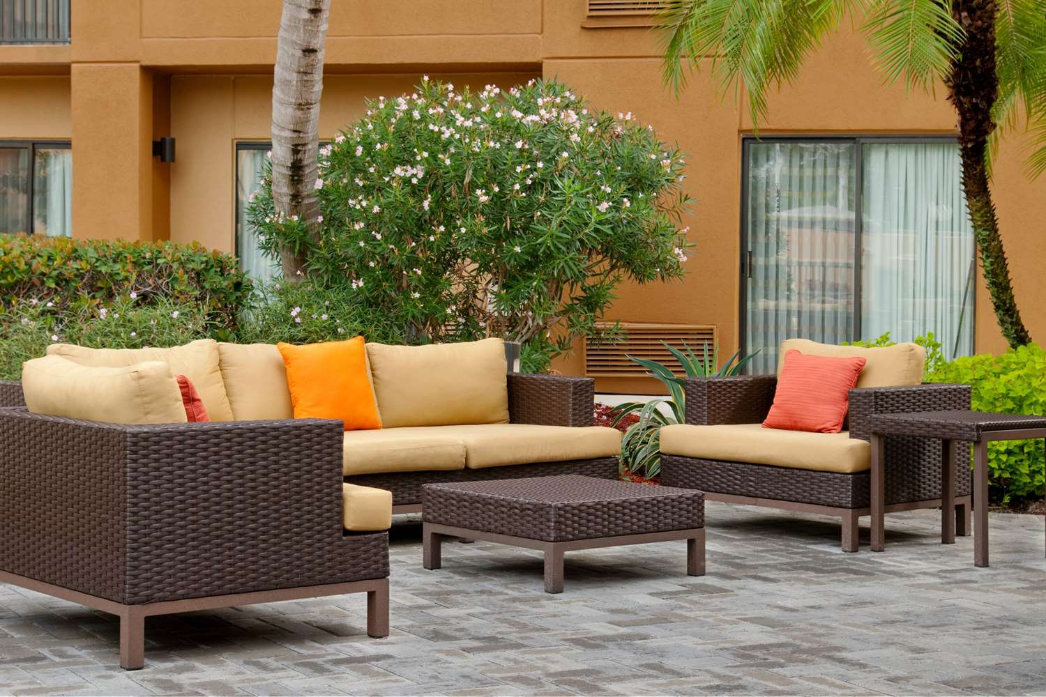 Sonesta Select Boca Raton 17/39