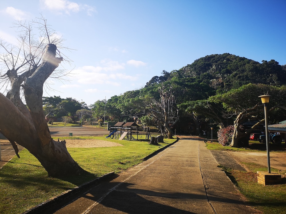 Port Edward Holiday Resort 43/50