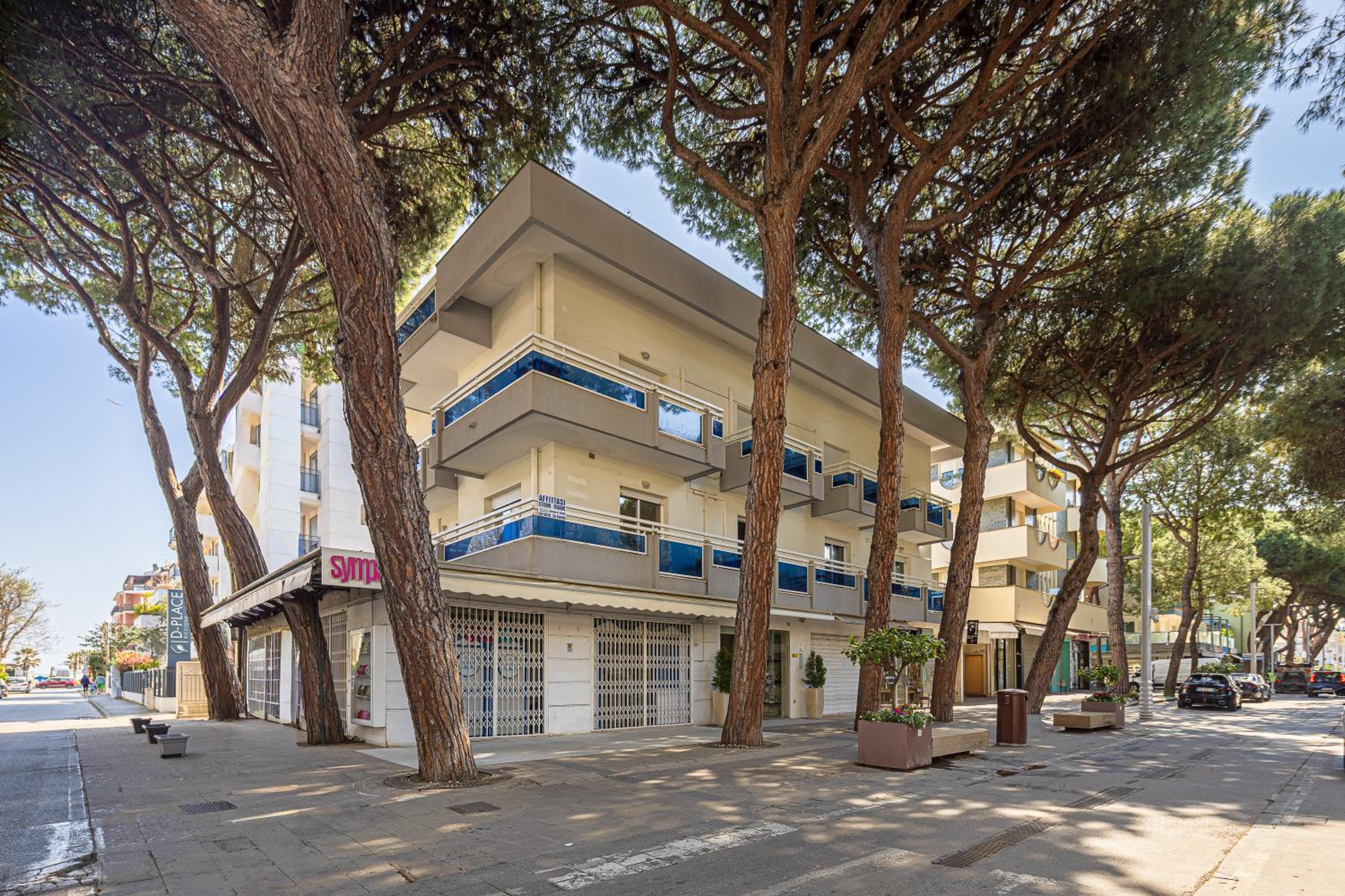 VILLA AZZURRA 29/36