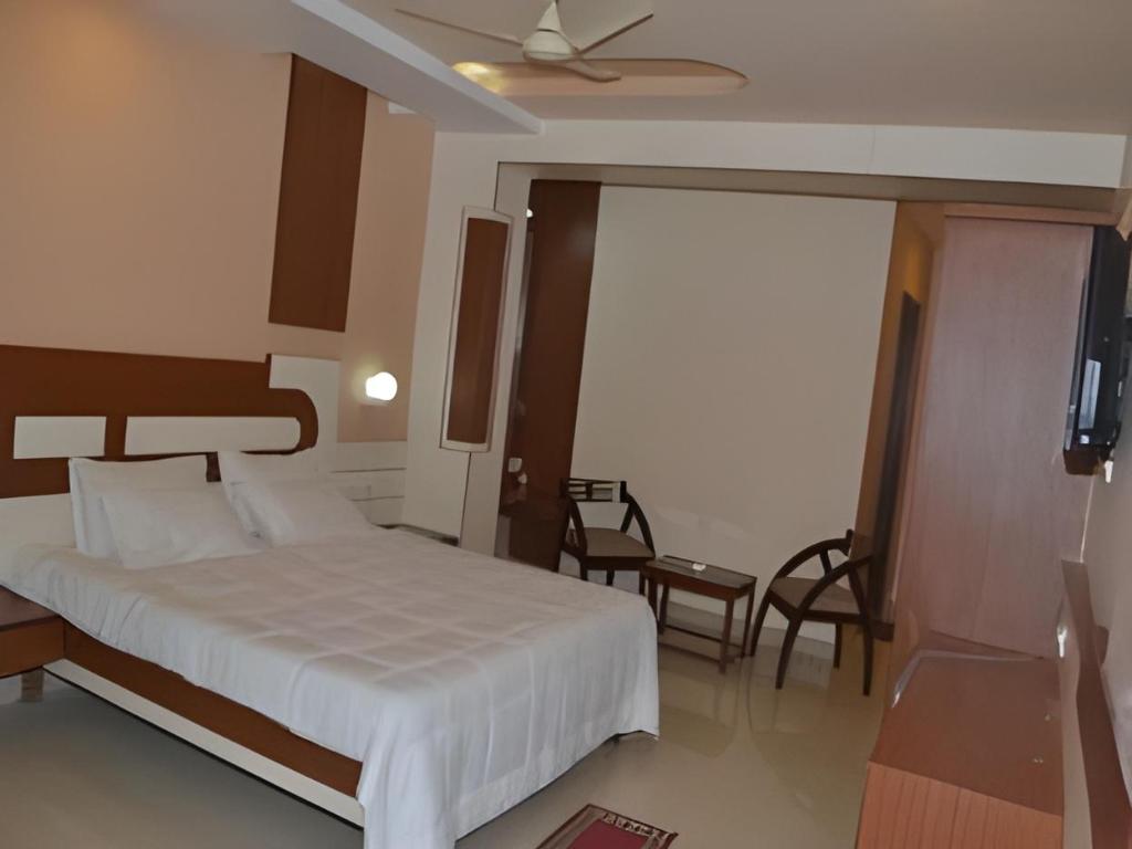 Nayak Beach Resort 6/27