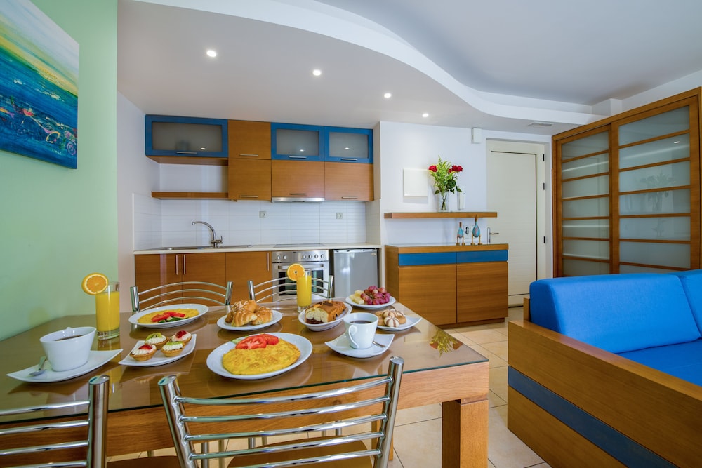 Kedrissos Hotel Apartments 30/44