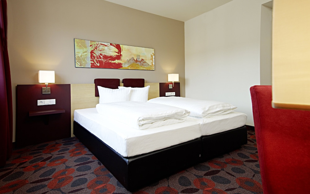Lindner Hotel Nurburgring Motorsport, Part of JDV by Hyatt 9/34