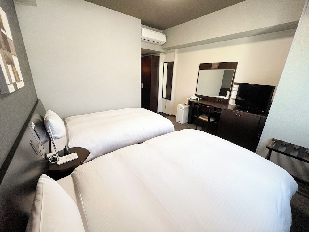 Hotel Route Inn SakaideKita Inter 22/62