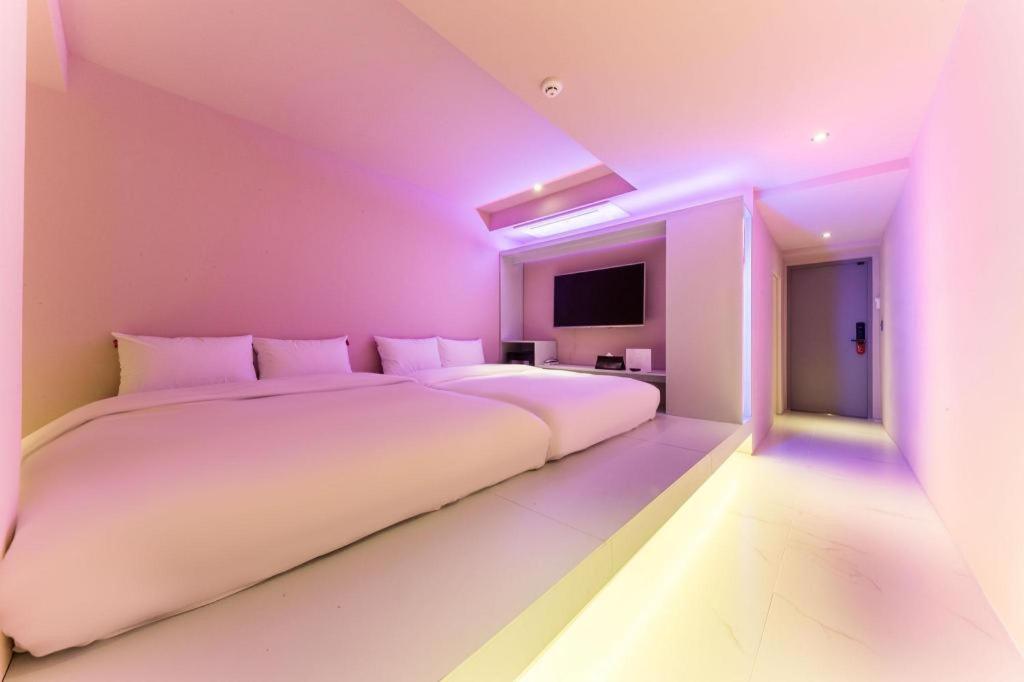 Bobo Hotel Hong Dae 12/41