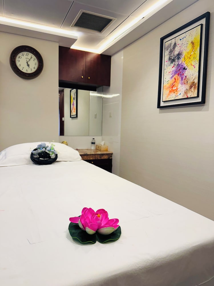 Grand Palace Hotel & Resorts Dhaka 32/61