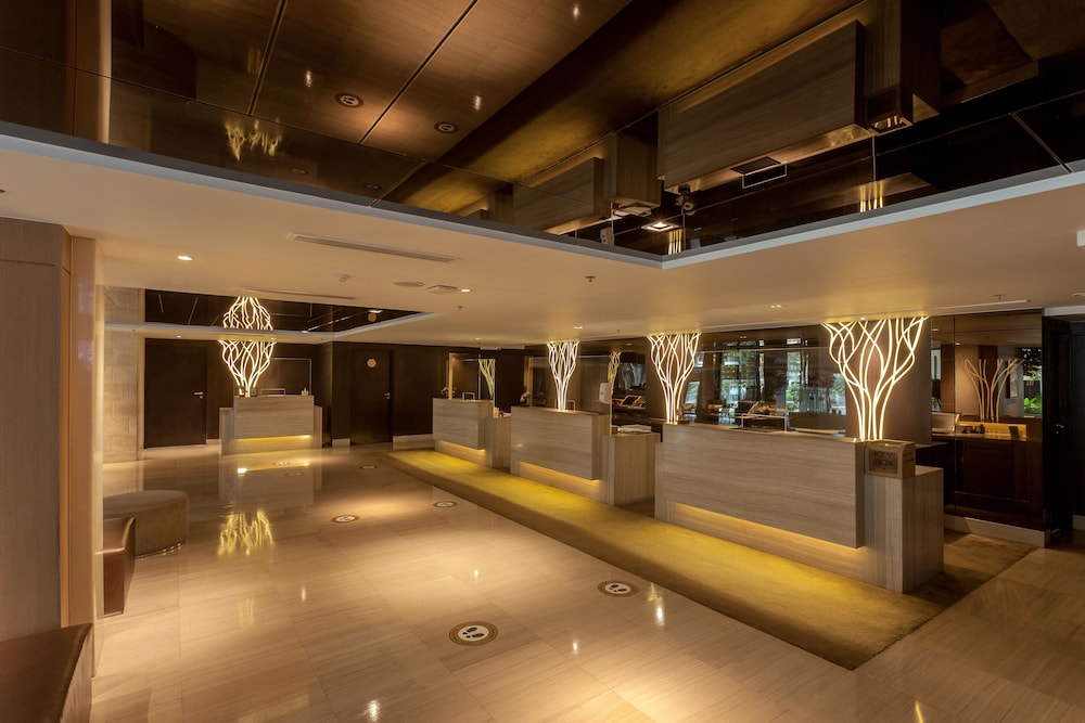 Avani Ratchada Bangkok Hotel 7/67