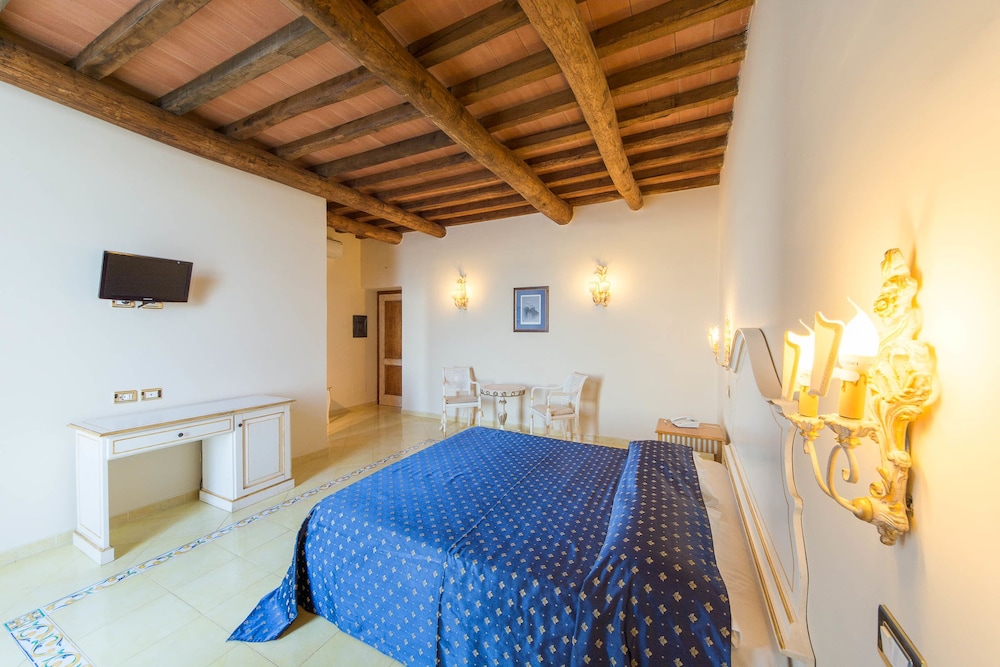 Villa Isabella 27/40