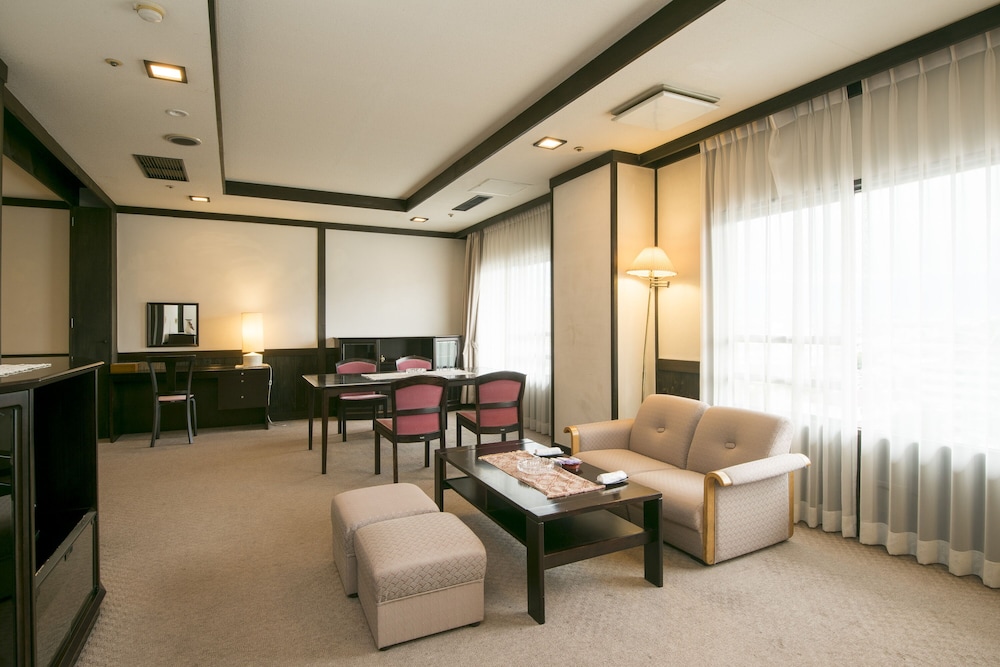 ISAWA TOKIWA HOTEL 27/41