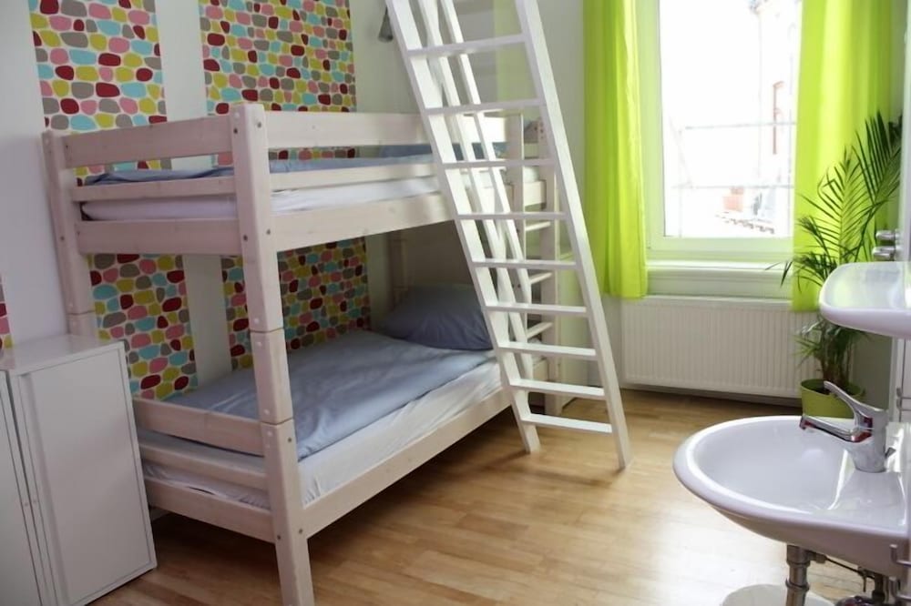 Bunk Bed, 4 People