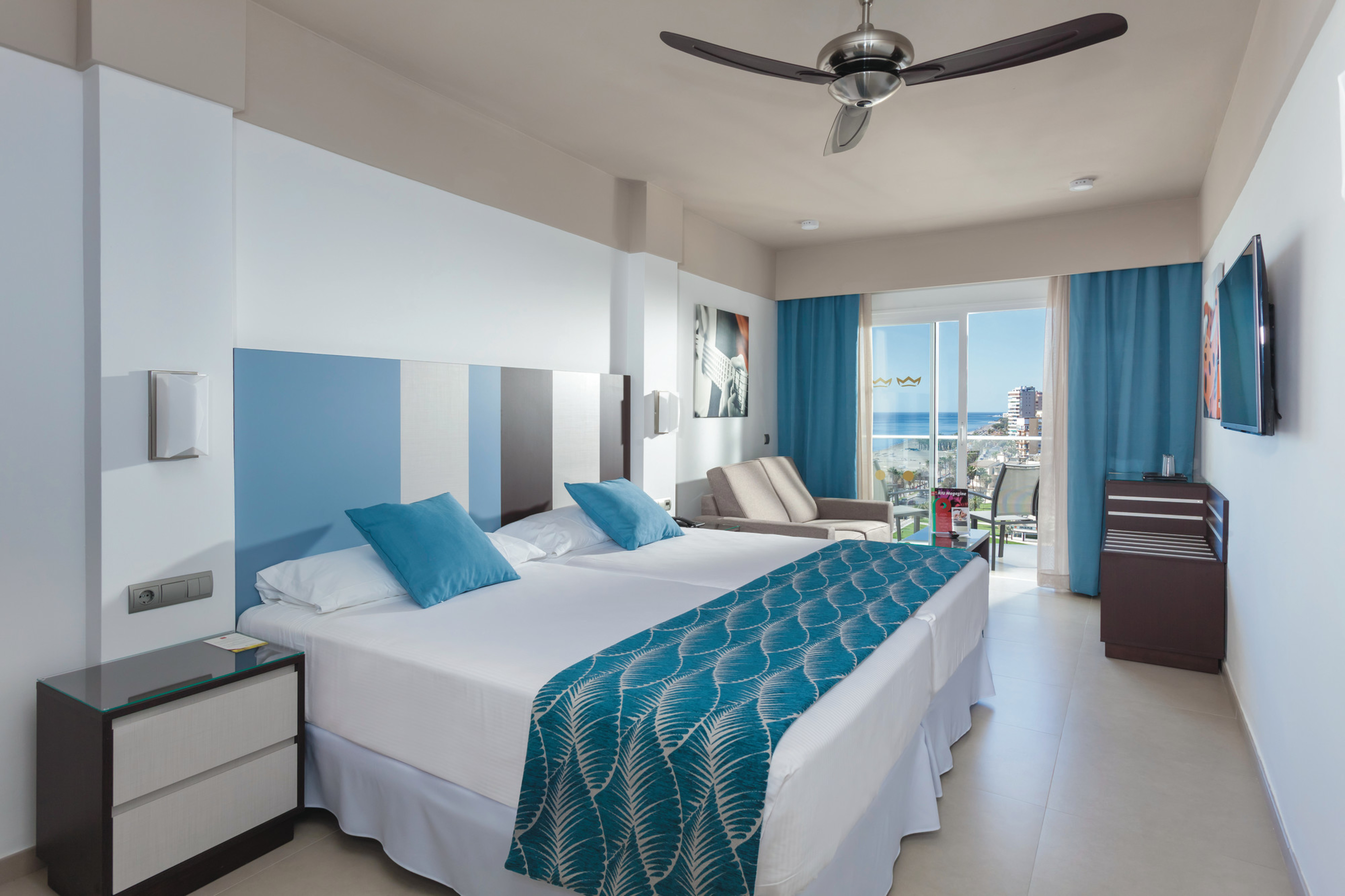 Room, Double Bed, Sea Side, on the Side