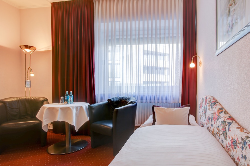 INA Hotel Consul 41/61