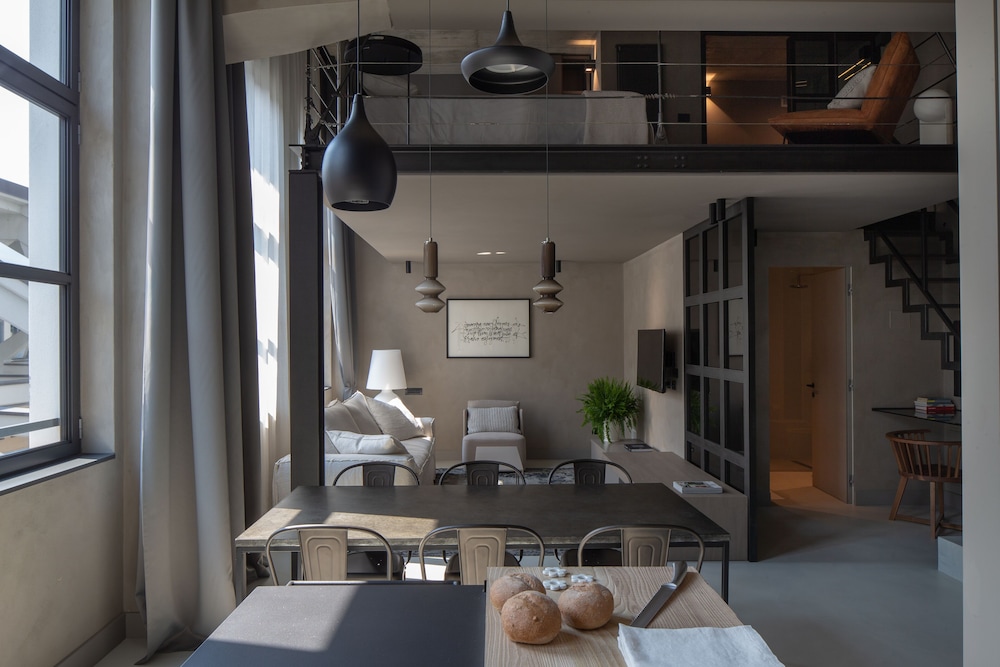 Edit Lofts 41/65