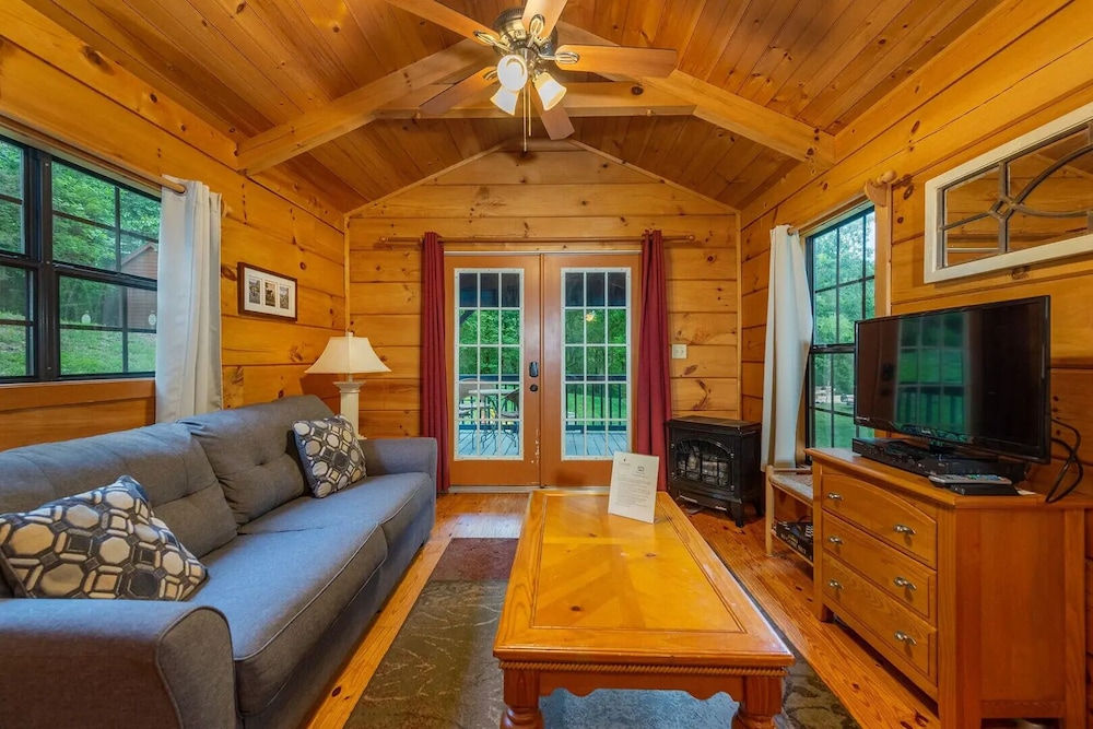 Engadine Inn & Cabins 27/50