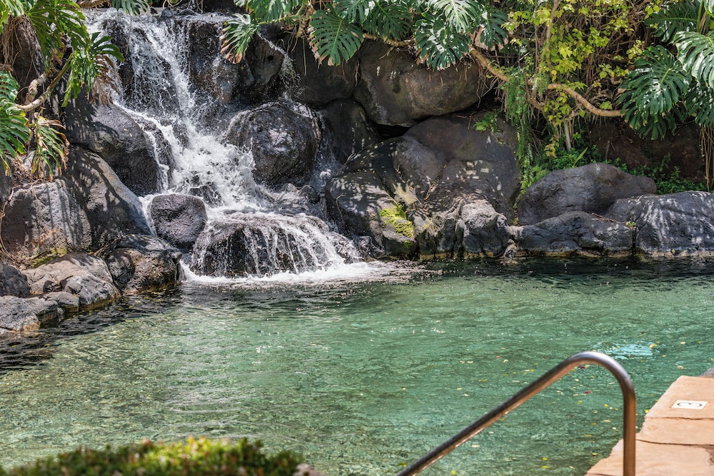 Kahana Falls Resort 30/68