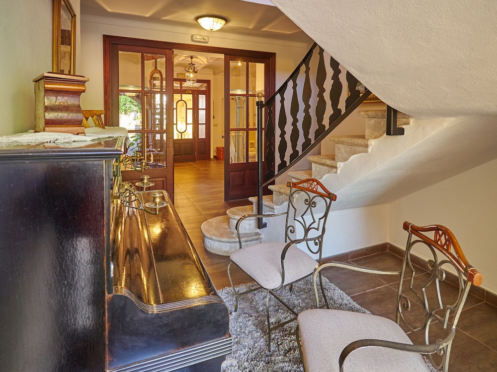 FINCA HOTEL ALBELLONS PARC NATURAL 55/70