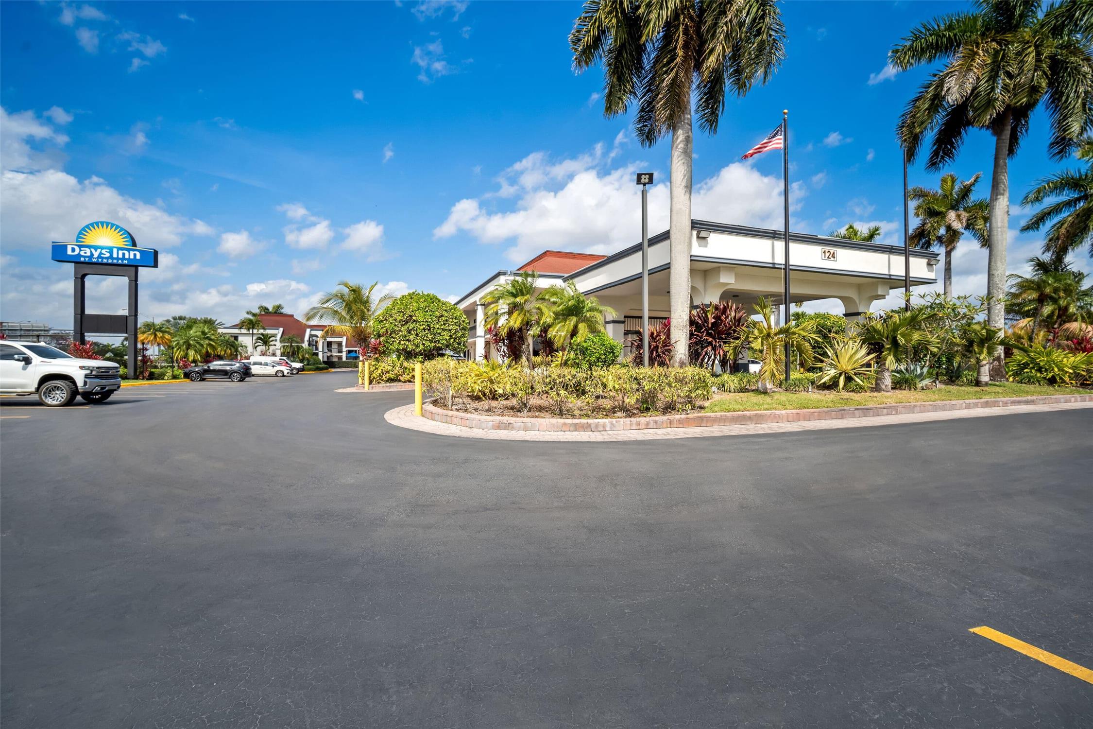 Days Inn By Wyndham Florida City 21/28