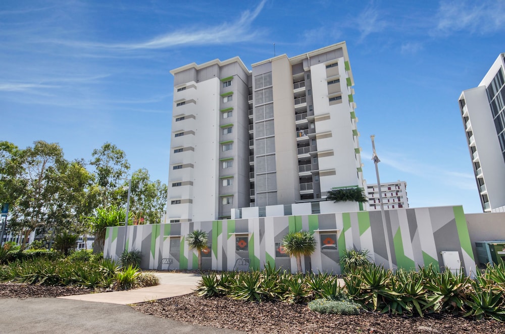 Central Kensington Apartments By Vivo 6/51
