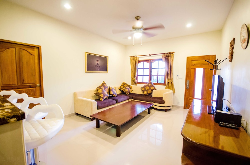 Namphung Phuket 16/78