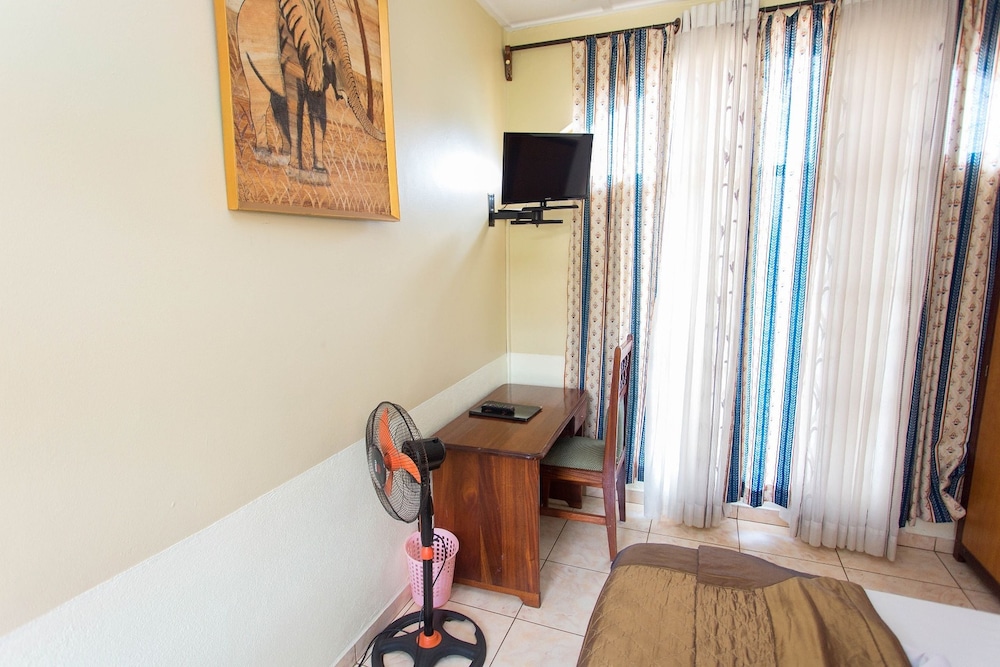 Iris Guesthouse 30/42