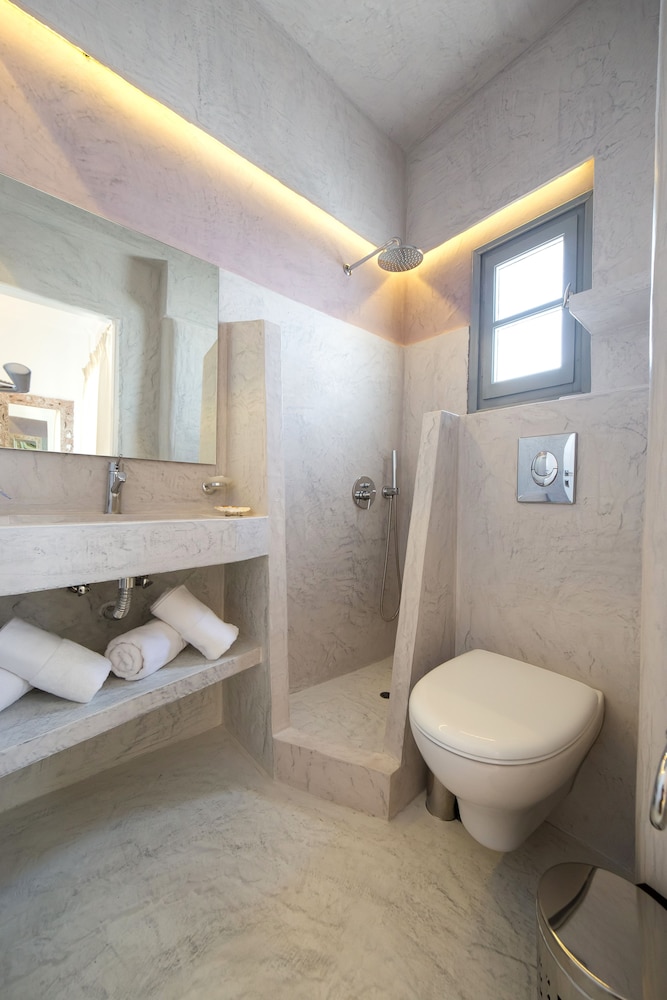 Villa Kelly Rooms and Suites 53/55
