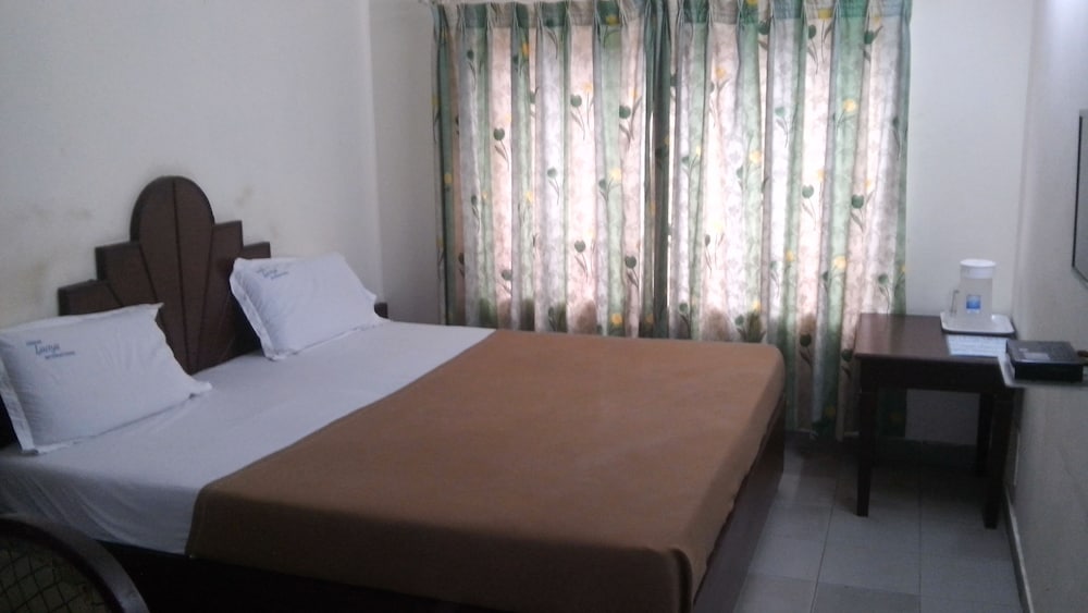 Hotel Luciya International 10/20