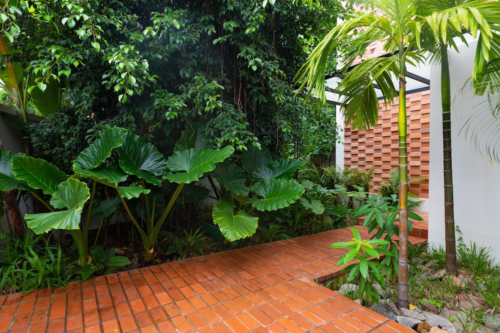 Boutique Indochine d Angkor 45/50