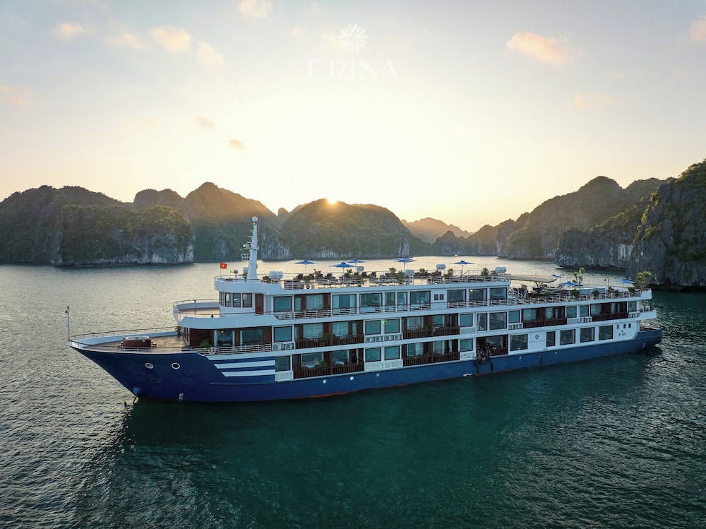 Rosa Cruise Halong 43/50