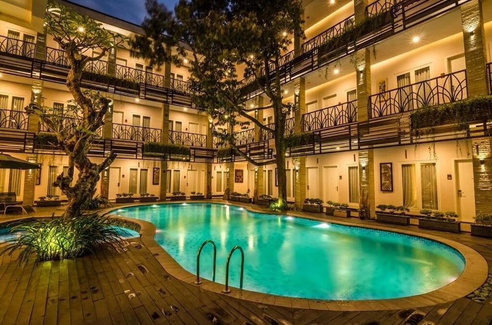 GETS HOTEL 31/34
