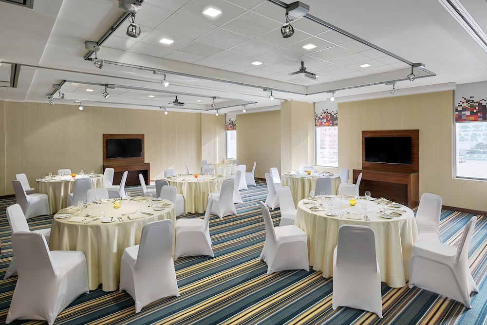 Aloft Riyadh 30/33