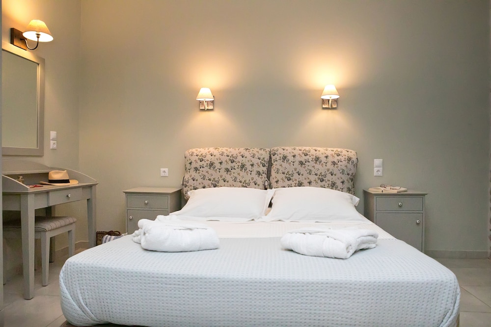 Petra Boutique Homes 4/50
