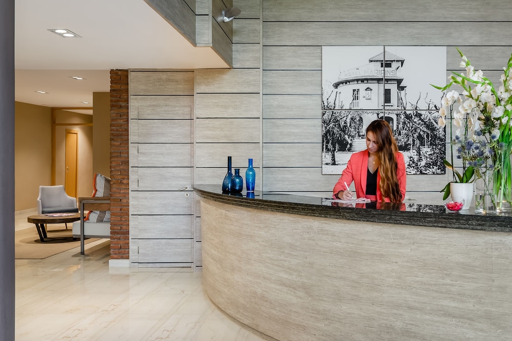 Alegria Maripins Hotel 6/36