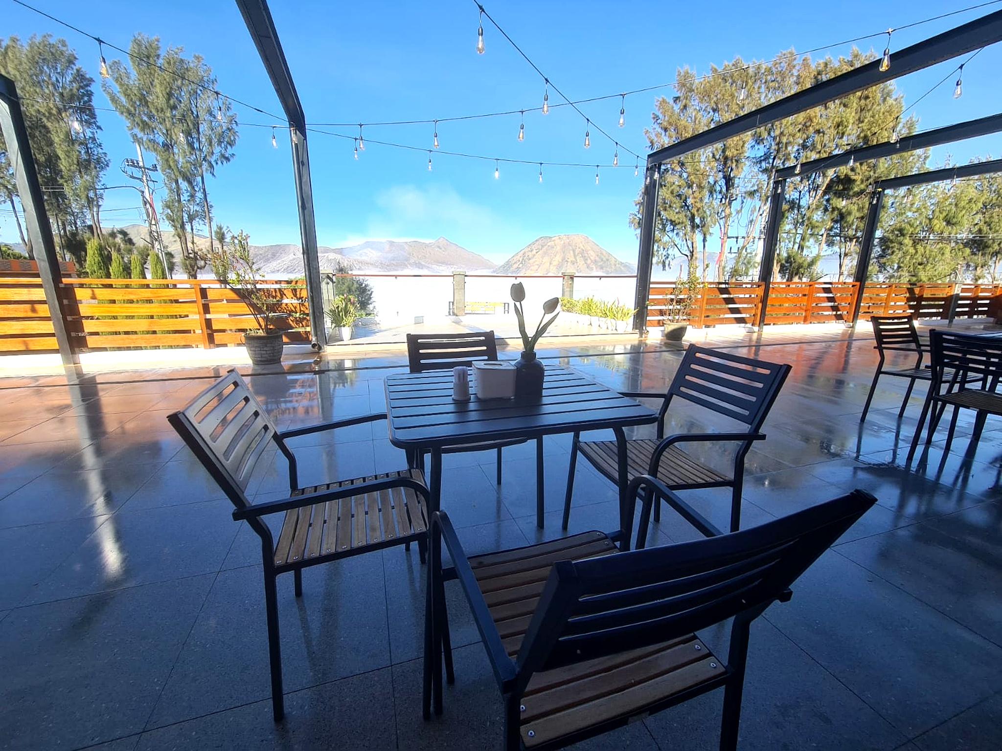 Lava View Lodge 18/19