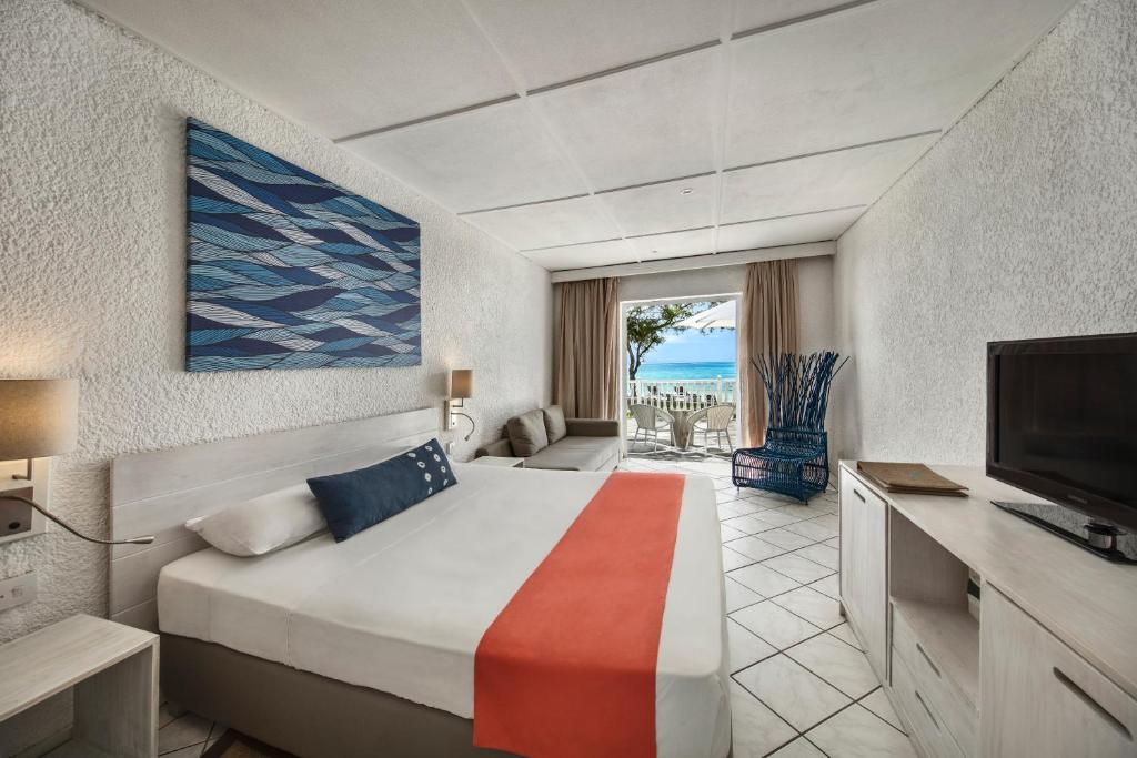 Deluxe, Sea View