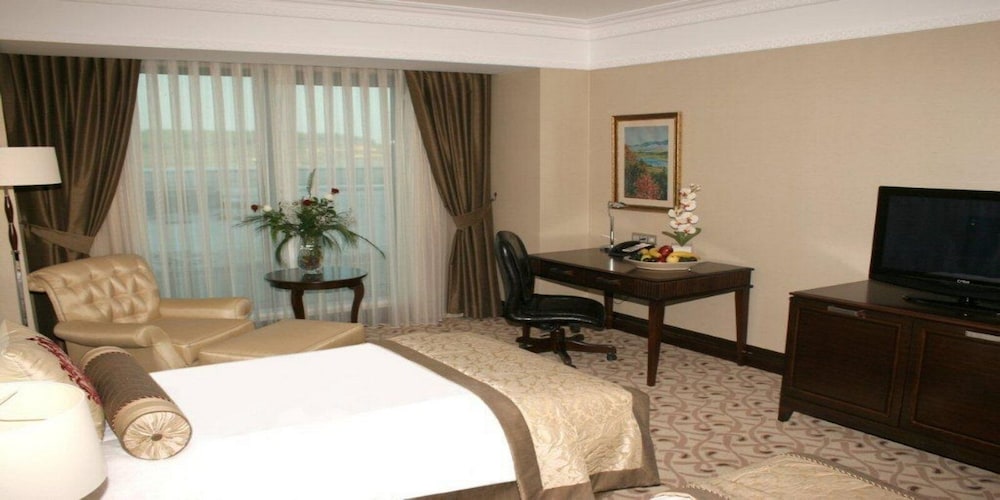 Crowne Plaza Istanbul Asia 44/83