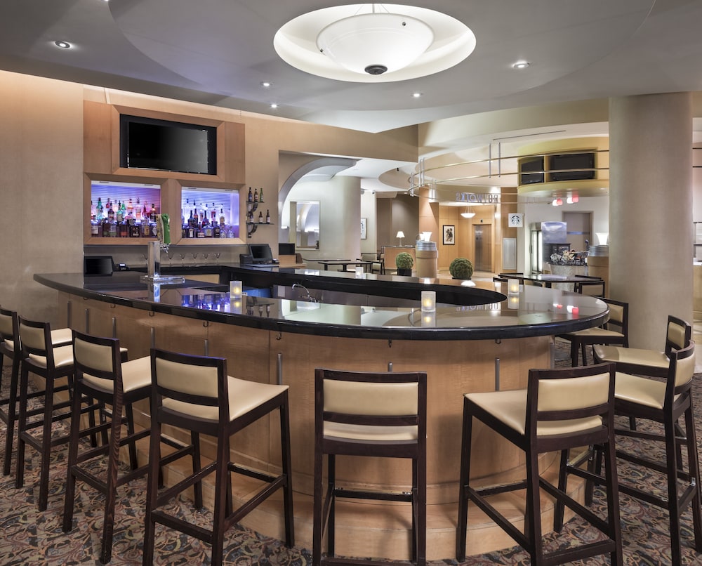 Hyatt Rosemont Near O Hare 47/64