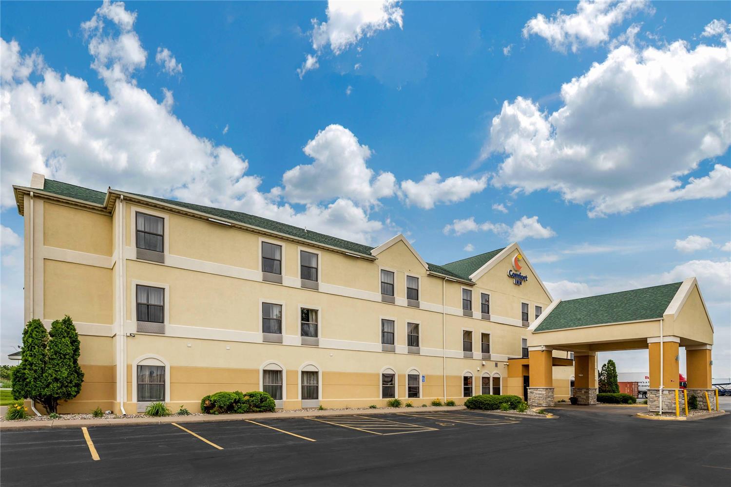 Comfort Inn Walcott Near Davenport 1/11
