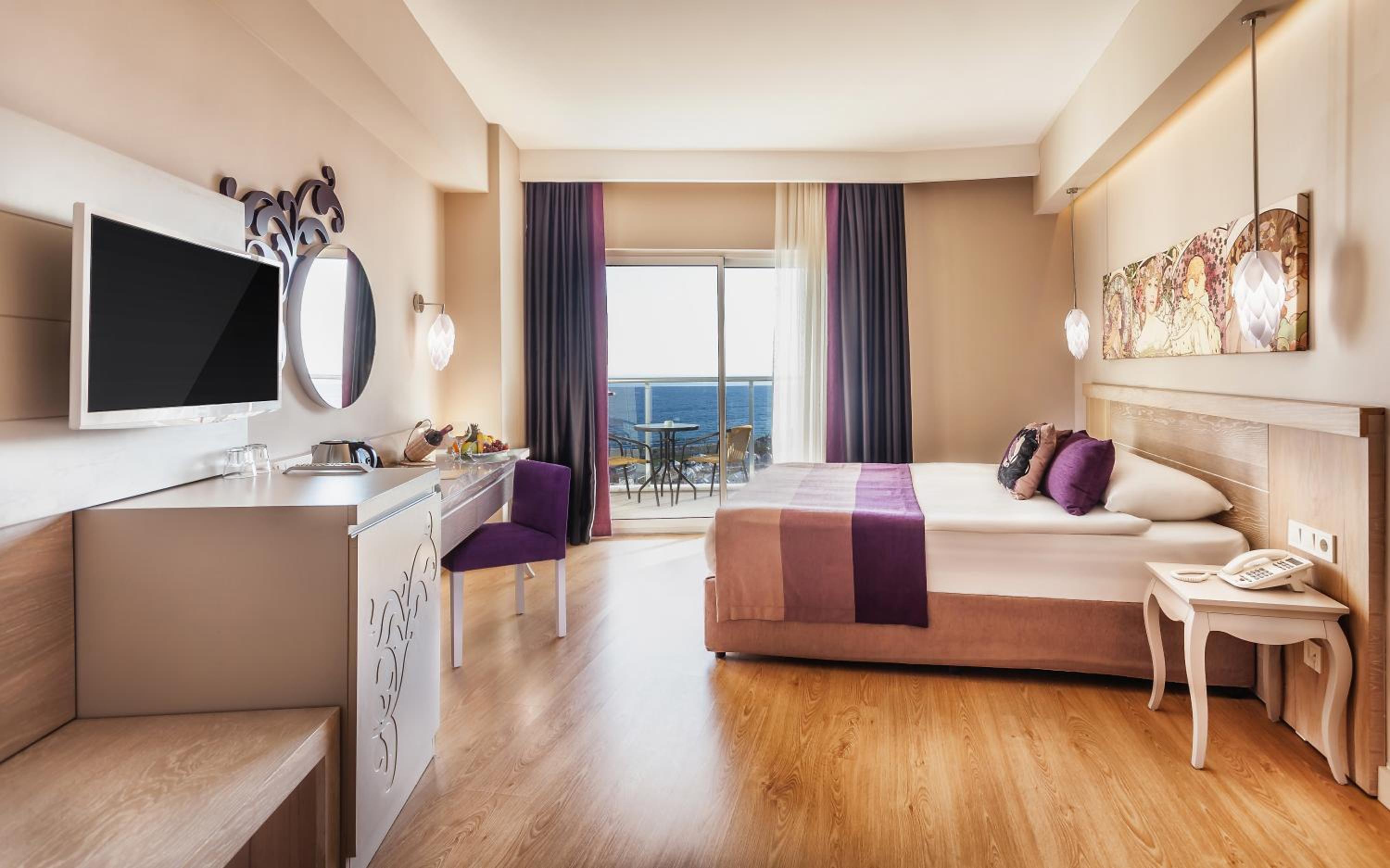 ROOM, DOUBLE BED, SEA VIEW
