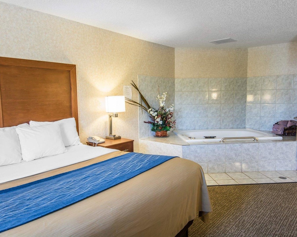 Quality Inn Lewiston 8/33