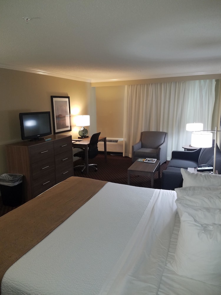 Best Western Ocean City Hotel Suites 12/41