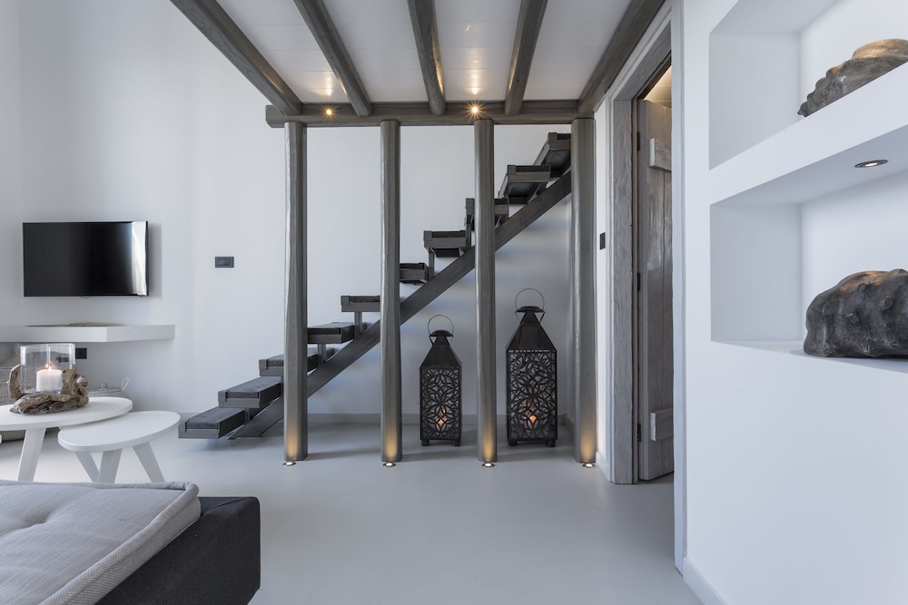 Liostasi Hotel And Suites 30/50