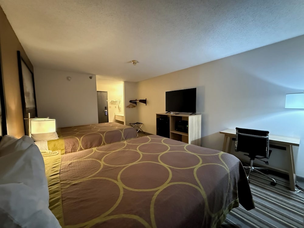 Super 8 by Wyndham Richmond VA 15/29